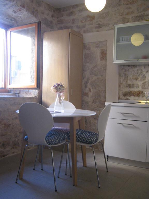 Apartment Vidacak Tisno Exterior photo