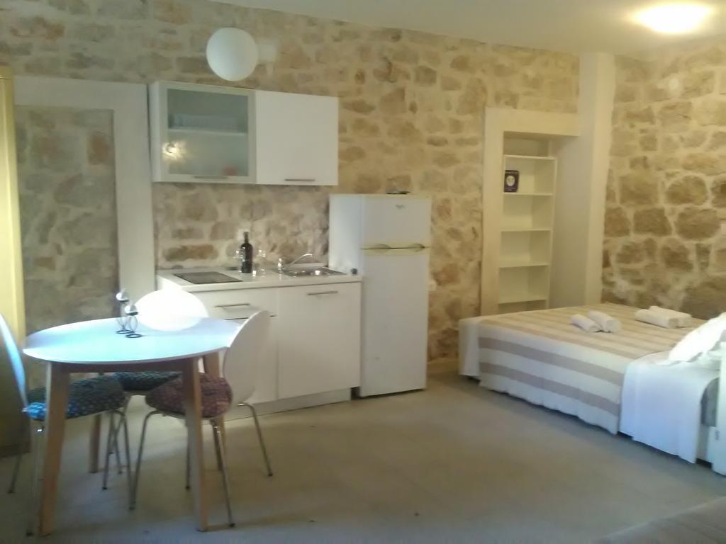 Apartment Vidacak Tisno Exterior photo
